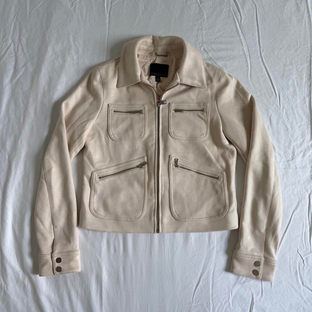Banana Republic cream suede-like jacket with silver zipper pockets
